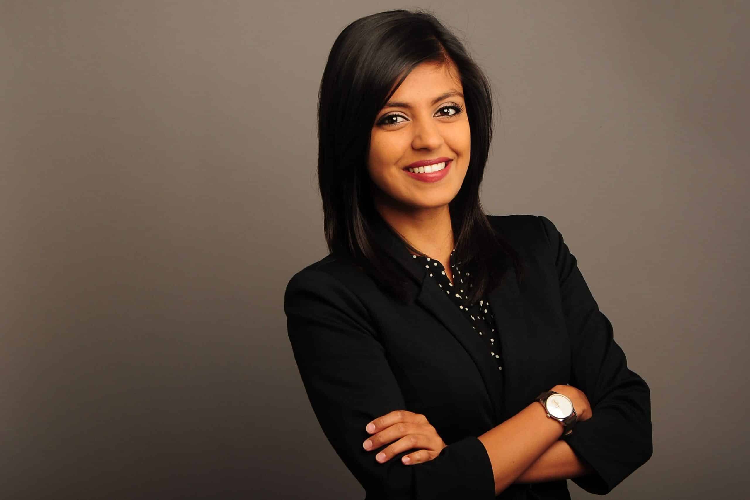 Technologie mit Sinn: Priyanka Schnell, CTO von Insurfox ist eine der wenigen Frauen in der Technologiebranche.