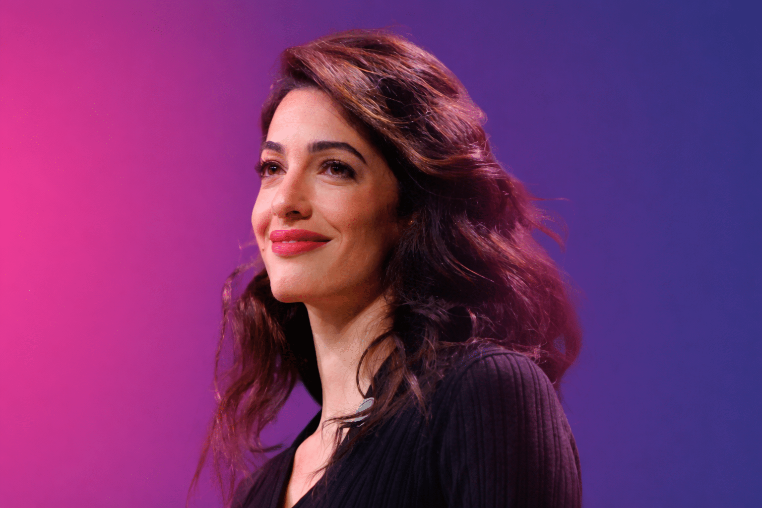 Amal Clooney rend l'IA utile pour l'État de droit en fondant l'Oxford Institute of Technology and Justice.