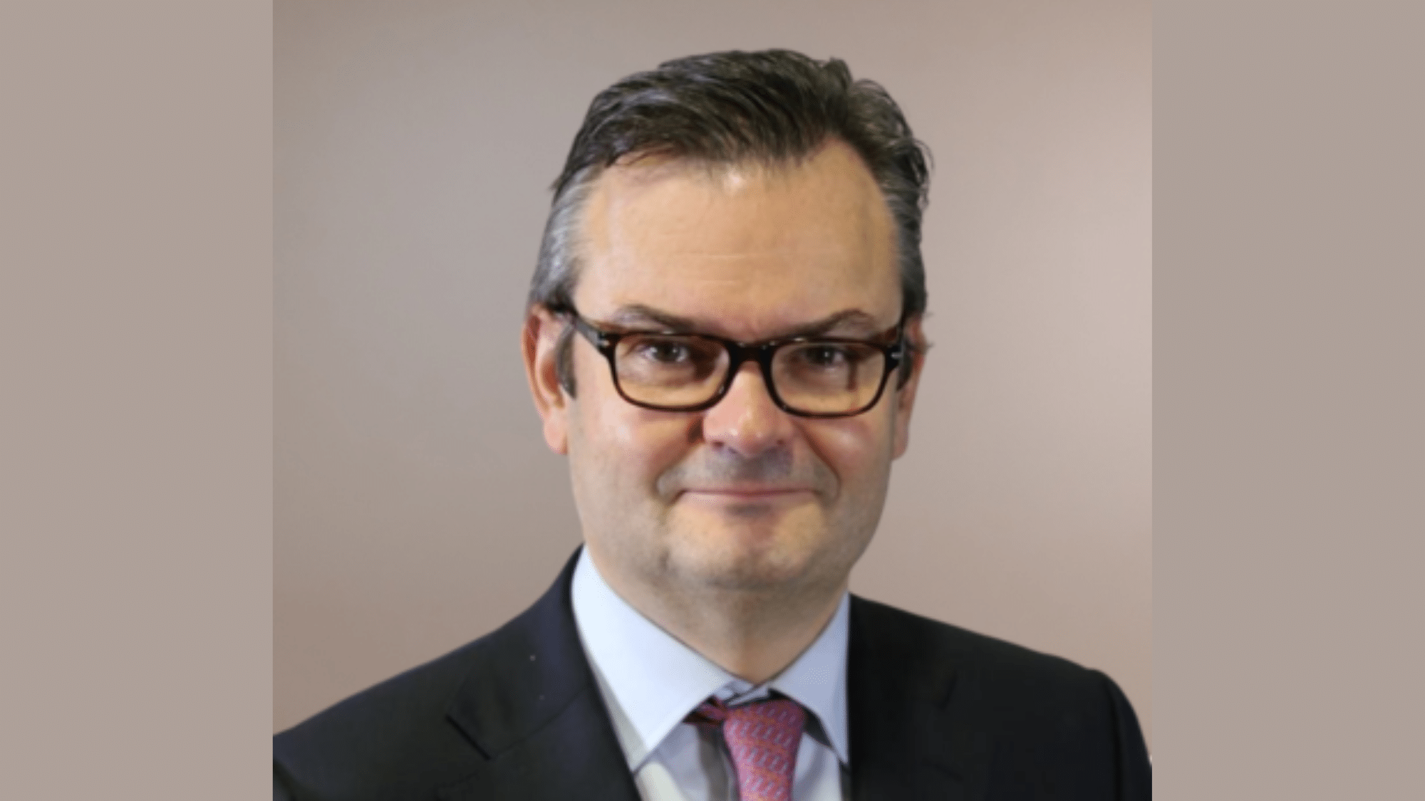 Nach dem planmässigen Rückzug von Bruno Pfister übernimmt Christophe Guillemot. Bild: Assura