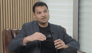 KI als Verstärker des Menschen und der Kundendienst der Zukunft. Pranay Jain, CEO/Gründer Enterprise Bot.