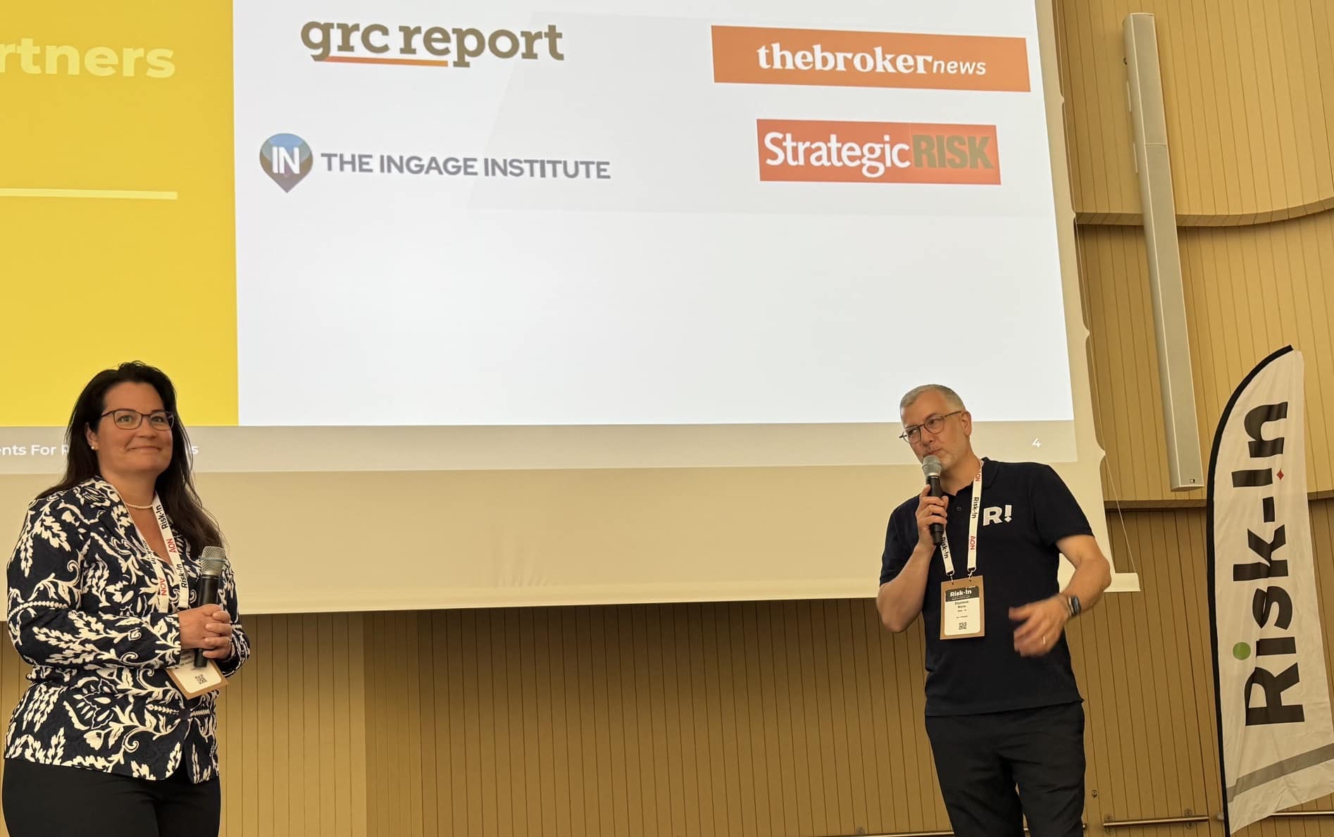Ont ouvert la deuxième journée : Jennifer Thamm, présidente d'IRM Switzerland, et l'animateur Stéphane Martin, cofondateur de Risk-!n.