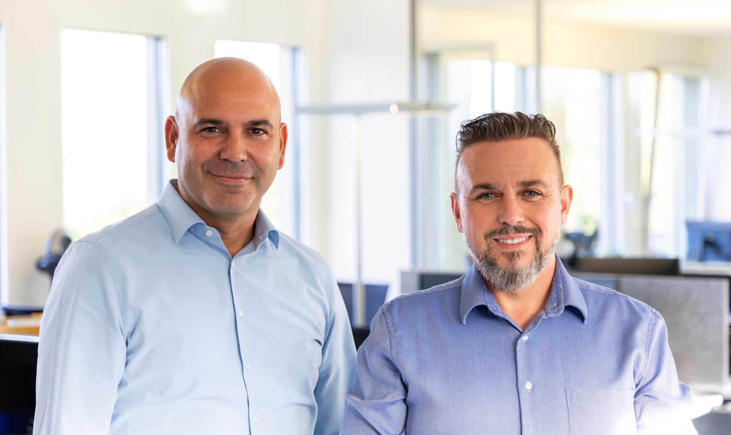 Manuel Martin und Ömür Yazici entwickelten eine KI, um Ausschreibungen schneller durchzuführen und strukturierte Vergleiche zu erstellen.
